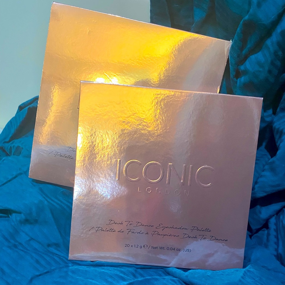Iconic eyeshadow pallet